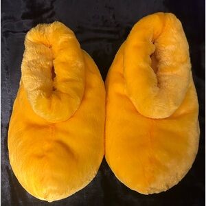 Mickey Mouse yellow slippers. Size Adult Medium